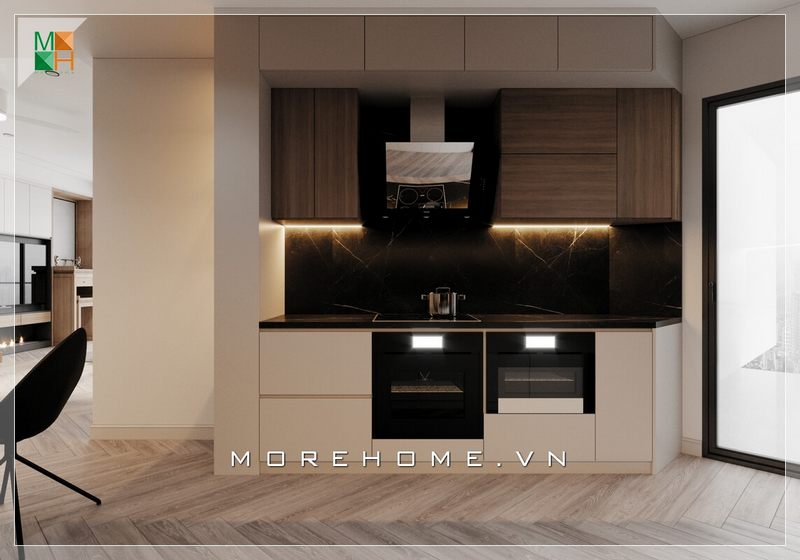 Phòng bếp ngay gần ban công, logia của căn hộ nên tận dụng ánh sáng tự nhiên, thiết kế kính ốp bếp màu đen tạo sự đối lập, chiều sâu cho không gian